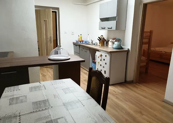 Apartman 33